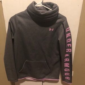 UA sweat shirt